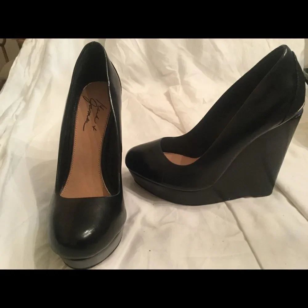 Mark&James by BRADLEY MISCHKA Women's Wedge